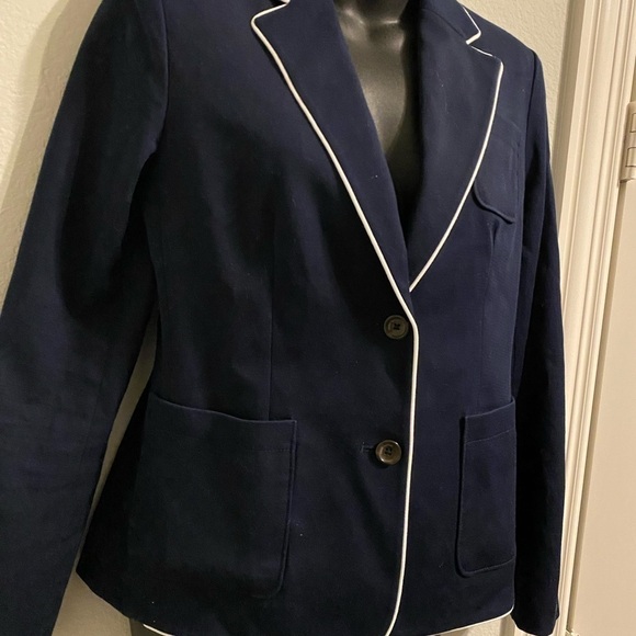 Tommy Hilfiger midnight blue, 2 button blazer, w/pockets, tailored look - Picture 10 of 13